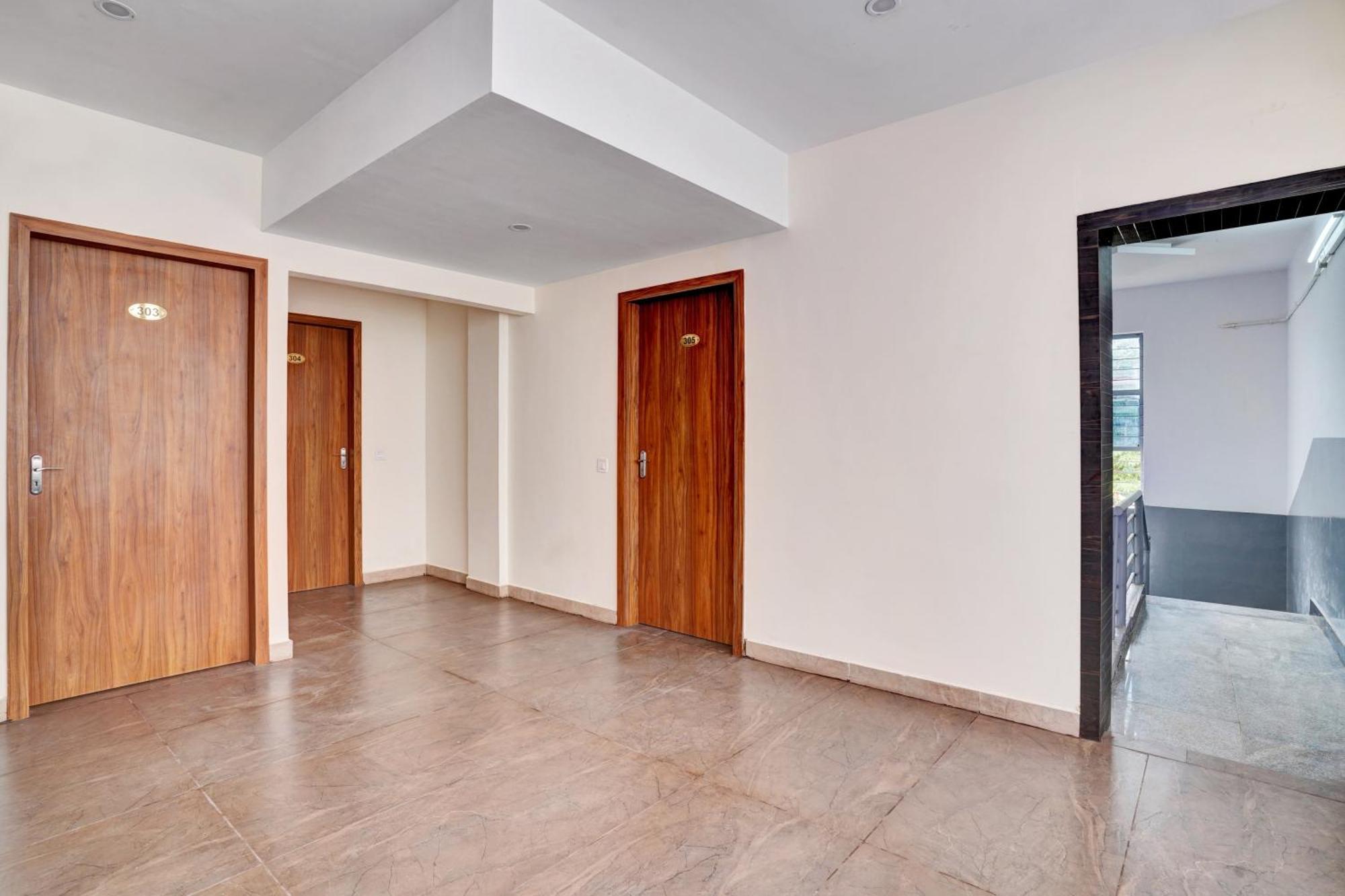 Hotel O Gayathri Metro Deluxe Bengalúr Exteriér fotografie