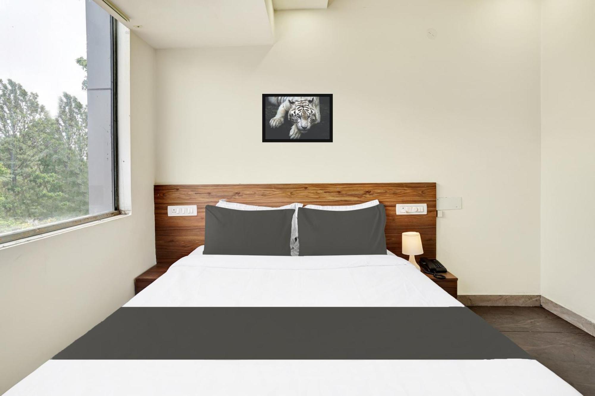 Hotel O Gayathri Metro Deluxe Bengalúr Exteriér fotografie